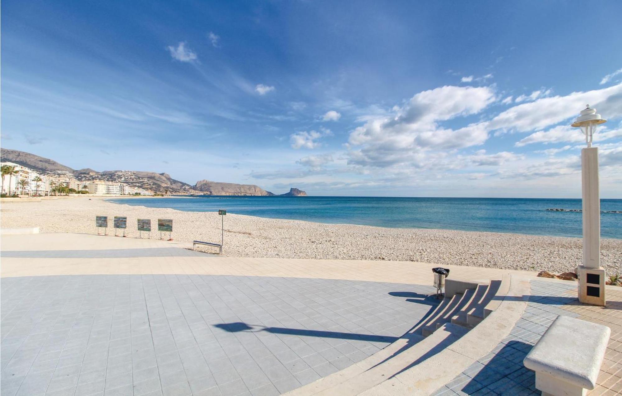 Amazing Apartment In Altea With Kitchen Exteriör bild